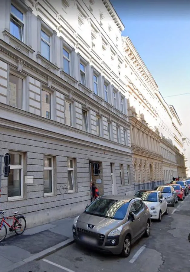 Modern 1-Bedroom Apartment Next To Praterstern Vienna 0*,  Austria